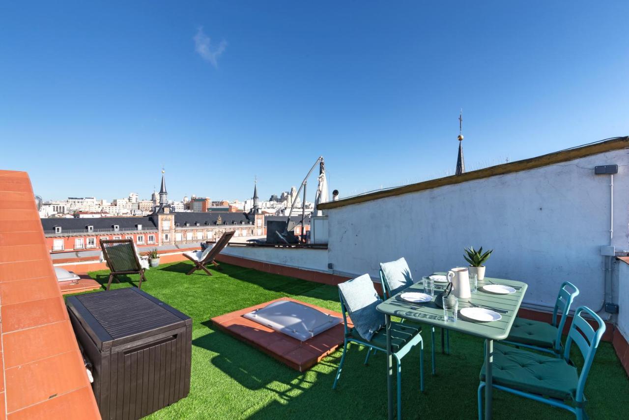 Historic Penthouse Plaza Mayor In Madrid Luaran gambar