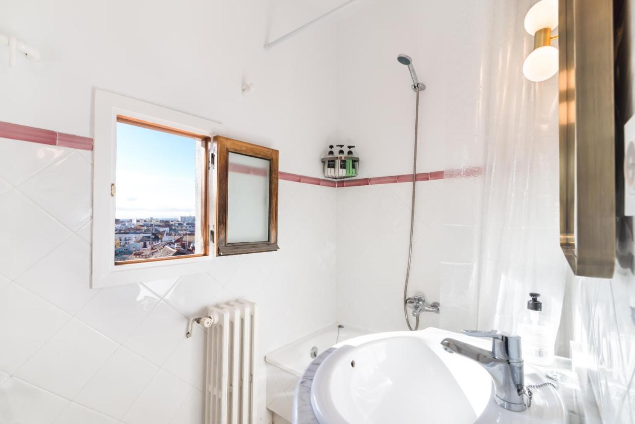 Historic Penthouse Plaza Mayor In Madrid Luaran gambar